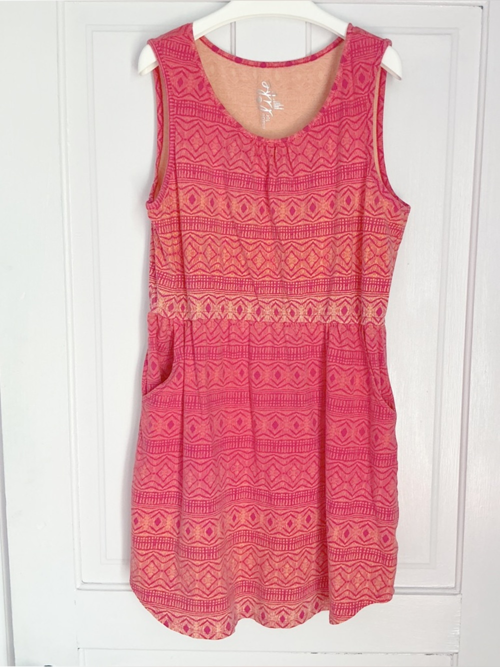 Made For Life Hot Pink Orange Patterned Sleeveless Dress with Pockets